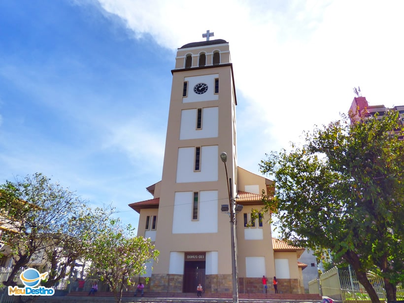 Santuário de Santo Antônio - Igrejas e Museus em Divinópolis