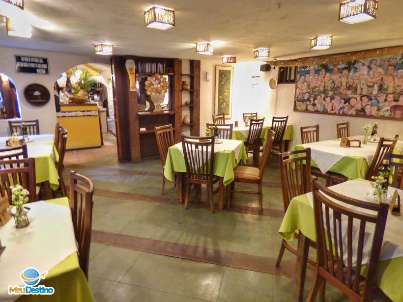 Ilha Deck Bar e Restaurante - Ilhabela-SP