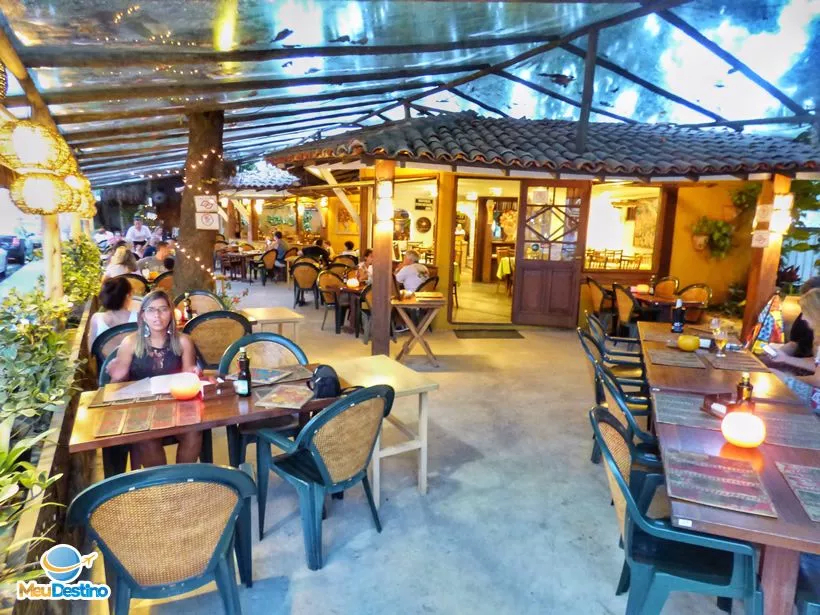 Ilha Deck Bar e Restaurante - Ilhabela-SP