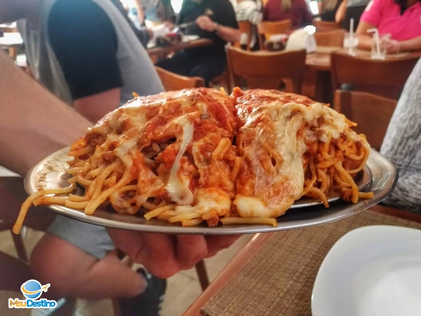 Parmegiana de Spaghetti - Restaurante Chopp da Fábrica - Belo Horizonte-MG