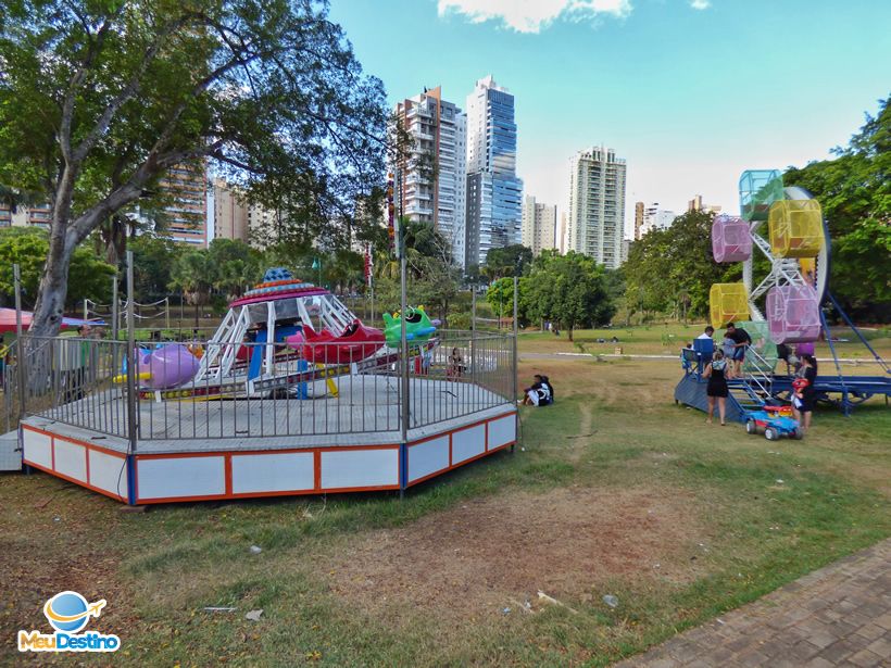 Mini parque para as crianças