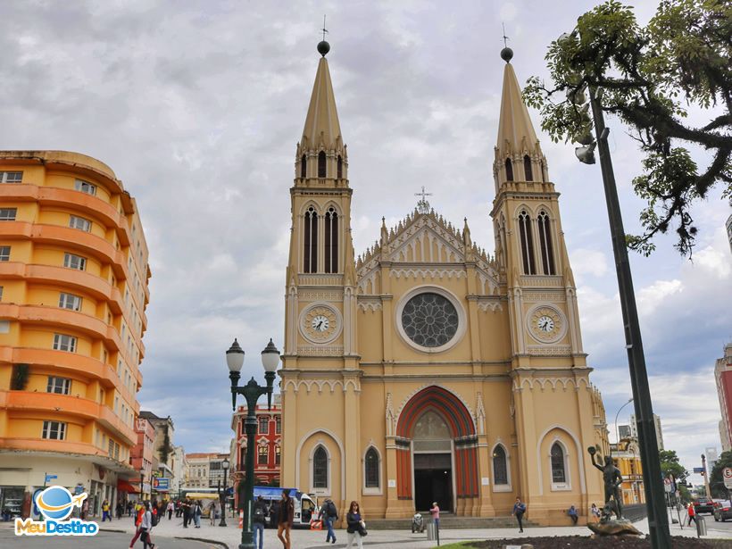 Catedral Basílica Menor de Nossa Senhora da Luz dos Pinhais - Centro Histórico de Curitiba-PR