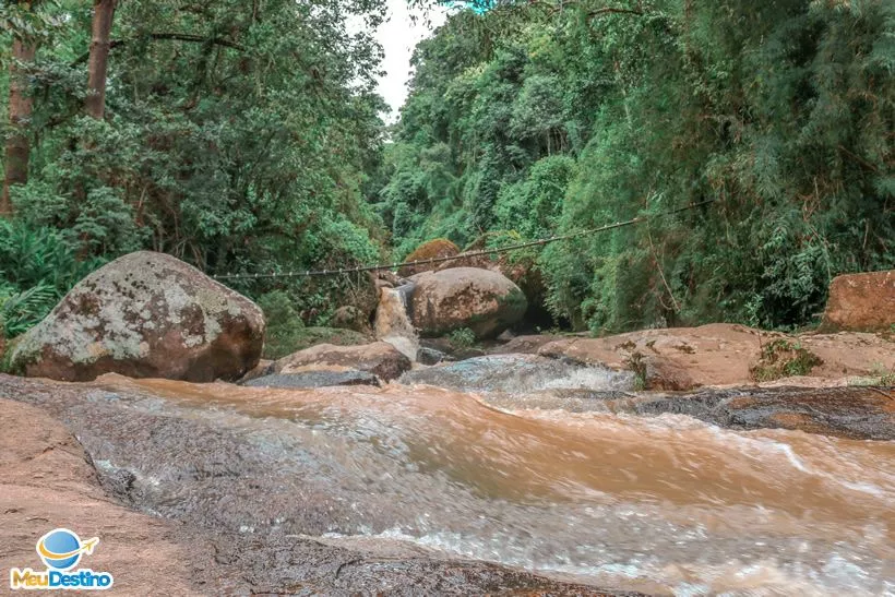 Cachoeira do Retiro - Gonçalves-MG