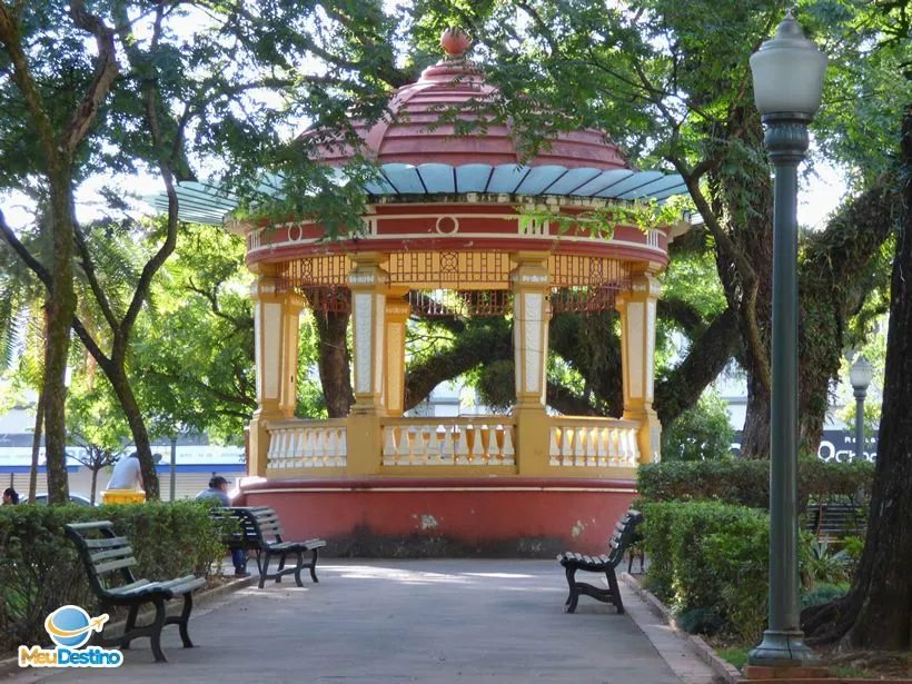 Praça Pedro Sanches - Roteiro pelo Centro de Poços de Caldas-MG