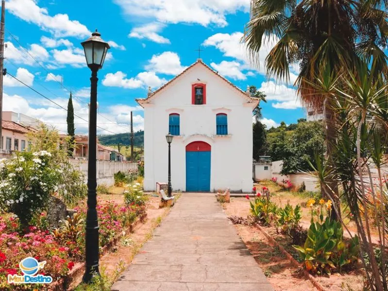 Igreja de Nossa Senhora das Mercês - Roteiro em Itapecerica-MG